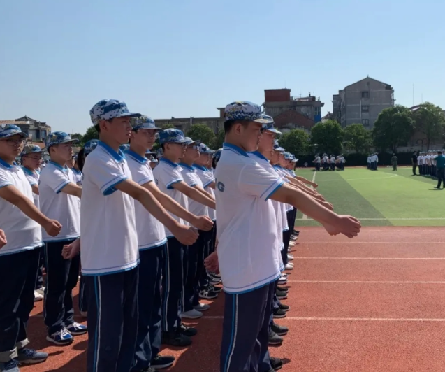 阳光心态常态化展开心思健康讲座情绪引导和集体教导